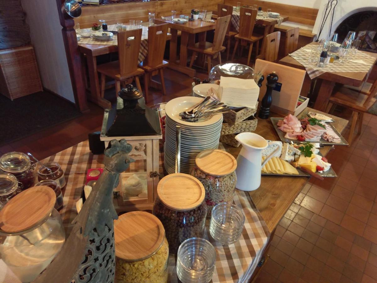Hotel A Hostinec Talsky Mlyn Žďár nad Sázavou 外观 照片